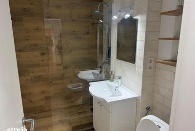 Apartament cu 2 camere decomandat în Micro 17 - 6