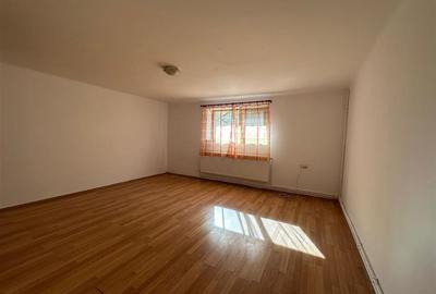 Duplex cu 5 camere cu Teren 486 Mp în Trei Stejari - 8