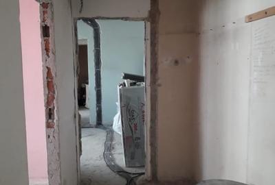 Apartament cu 3 camere semidecomandat în Iancului - 1