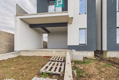 Casă cu 3 camere cu Teren 315 Mp în Central - 1