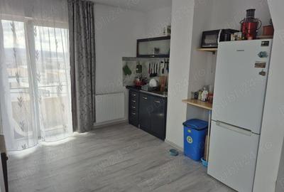 Casă cu 6 camere cu Teren 480 Mp în Florești - 2