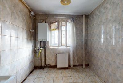 Apartament cu 3 camere decomandat în Sebastian - 9