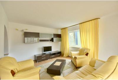 Apartament cu 3 camere semidecomandat, mobilat în Central - 2