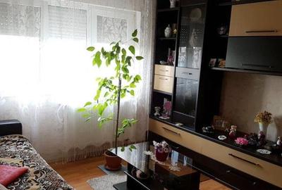 Apartament cu 2 camere decomandat, mobilat în Girocului