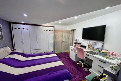 Apartament cu 4 camere de vanzare in zona Central - 3