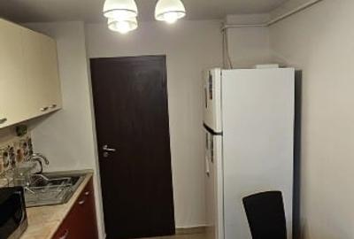 Apartament cu 4 camere semidecomandat, mobilat în Colentina - 13
