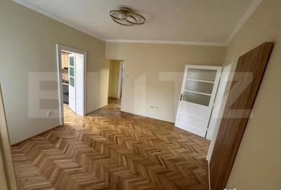 Apartament cu 4 camere decomandat în Titulescu - 10