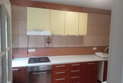 Apartament cu 2 camere decomandat în Central - 3