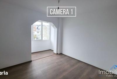 Apartament cu 3 camere decomandat în Central - 7