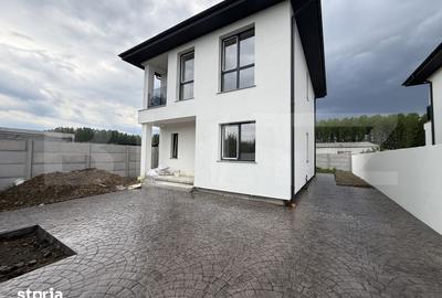 Casă cu 4 camere cu Teren 300 Mp în Botiz - 1