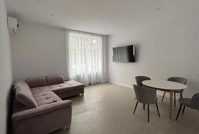 Apartament cu 2 camere decomandat în Central - 1