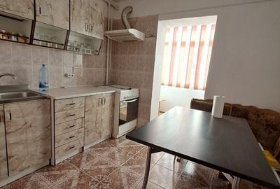 Apartament cu 3 camere în Central - 6