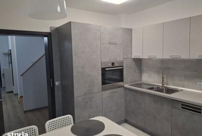Casă cu 5 camere cu Teren 661 Mp în Șura Mică - 10