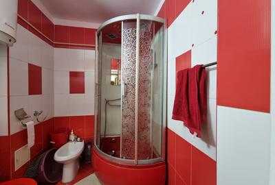 Apartament 3 camere- bloc deosebit- boxă proprietate - 12