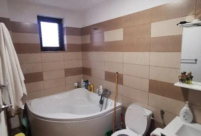 Casă cu Teren 800 Mp în Pănet - 5