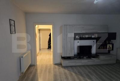 Apartament de vanzare cu 2 camere, 57 mp, zona Micro 16 - 5