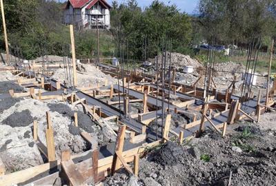 Casă cu 4 camere cu Teren 1200 Mp în Copăcelu - 2