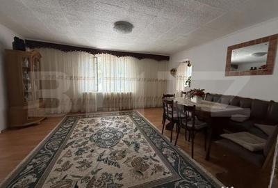 Casă cu 3 camere cu Teren 6325 Mp în Central - 4