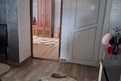 Apartament cu 3 camere, mobilat în Sud - 4