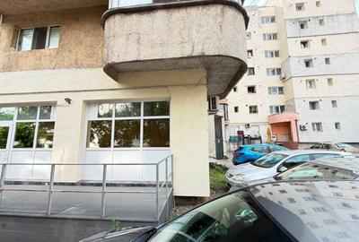 Spațiu comercial, de 60 mp, în Exterior Vest