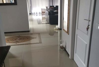 Casă cu 4 camere cu Teren 1385 Mp în Central - 6