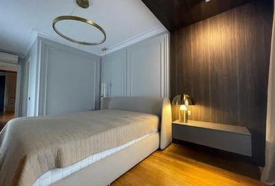 Apartament cu 3 camere decomandat în P-ța Victoriei - 4