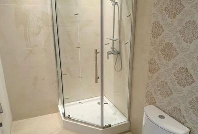 Apartament cu 2 camere decomandat în Palazu Mare