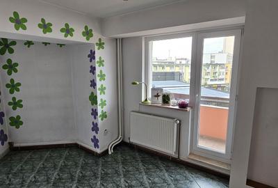 Apartament cu 2 camere decomandat în Central - 3