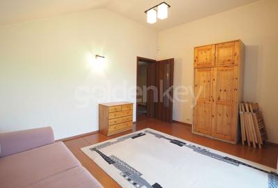 Vila cu 6 camere | gradina atent amenajata | garaj - 17