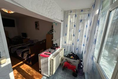 Apartament cu 3 camere decomandat în Aviației - 21