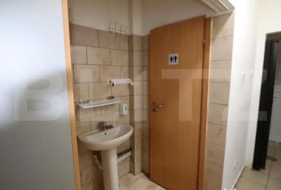 Spațiu comercial, de 96 mp, în Central