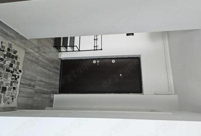 Garsonieră decomandată în Roșu - 5