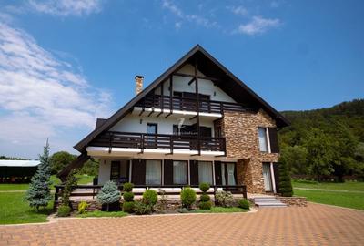 Casă cu 4 camere în Putna - 3