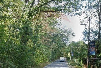 Teren de 9690 mp, în Central