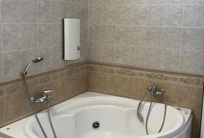 Spațiu comercial, de 322 mp, în Central - 1