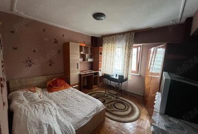 Apartament cu 2 camere decomandat în Central - 1