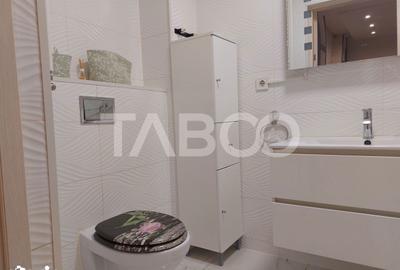 Apartament cu 2 camere decomandat, mobilat în Central