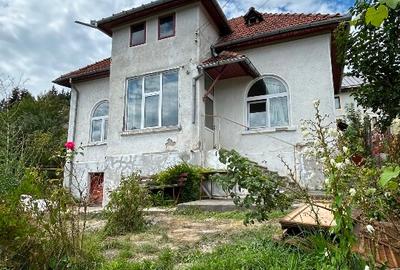 Casă 4 camere, 701 mp teren – Câmpulung, vedere superbă - 6