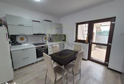 Casă cu 3 camere cu Teren 348 Mp în 1 Mai - 2