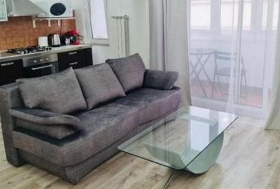 Apartament cu 2 camere semidecomandat în Victoriei