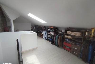 Casă cu 4 camere decomandat cu Teren 300 Mp în Central - 3