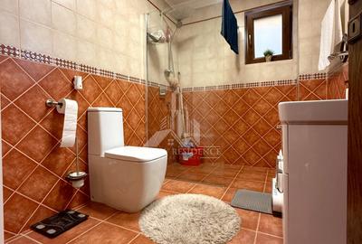 Casă individuală cu 6 camere cu Canalizare în Popești-Leordeni - 9