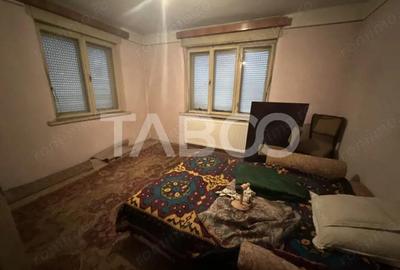 Casa cu 4 camere 2 bai garaj gradina in cartierul Florilor Fagaras - 9
