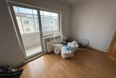 Apartament 3 camere, decomandat, 76mp, in zona Grui - 4