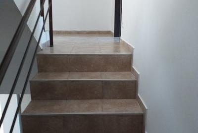 Otopeni, Craitelor, vila P + 1 + M, 5 camere - 5