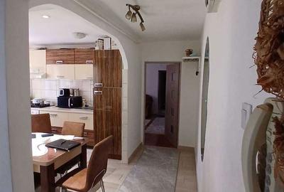 Apartament cu 3 camere semidecomandat în Micro 16 - 3