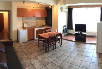 1 camera decomandat Gh lazar - 7