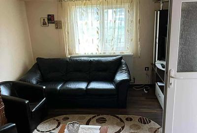 Casă cu Teren 1600 Mp în Cornu - 2