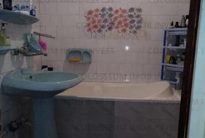 Apartament 4 camere, semidecomandat - zona Tractorul - 1