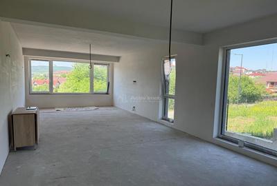 Duplex - Dambul Rotund - S P E , - 166 mp suprafata utila - 5